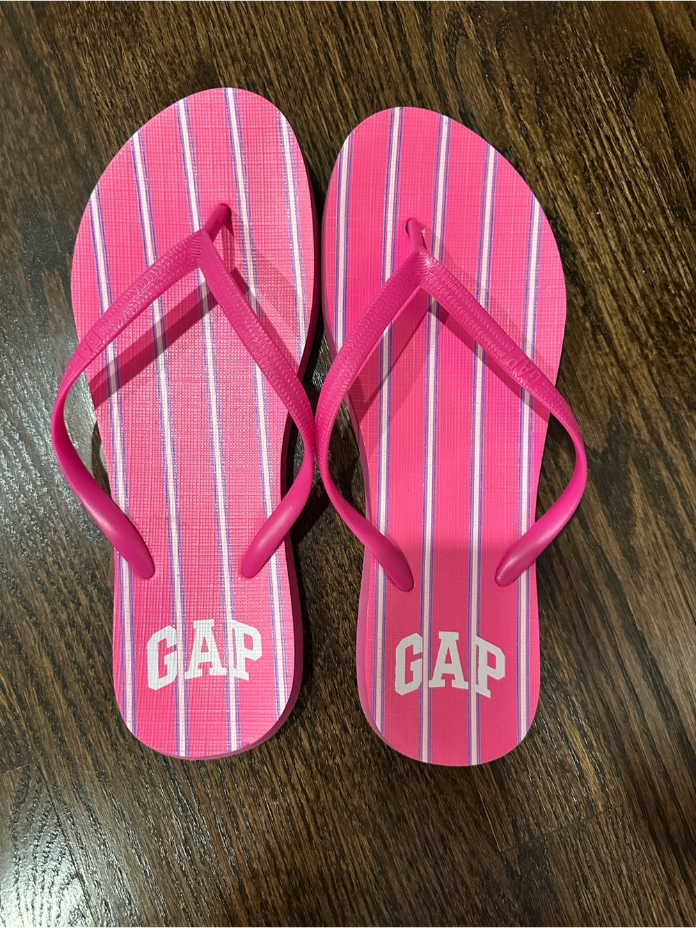 GAP Women’s Pink Striped Flip Flops
